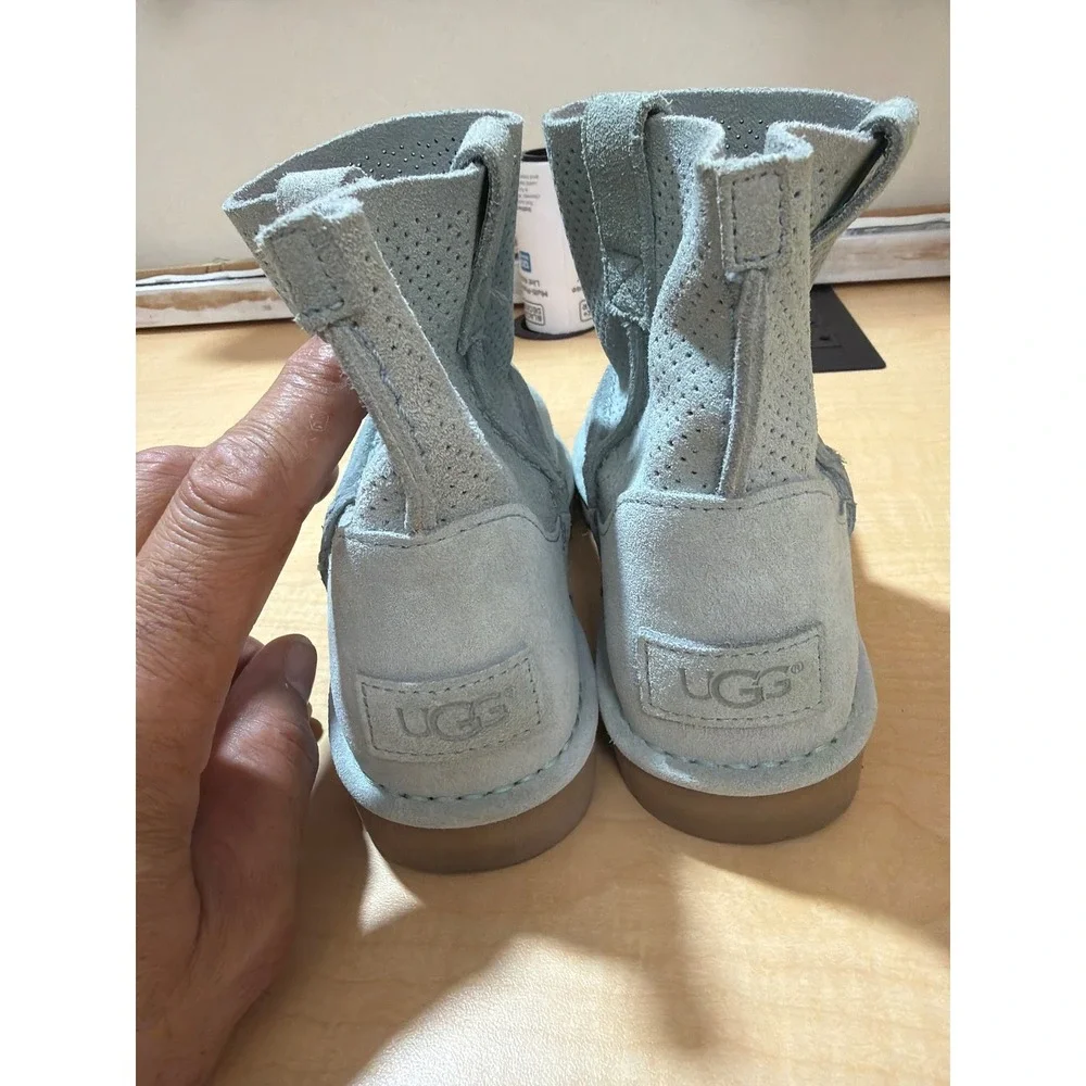 UGG classic unlined